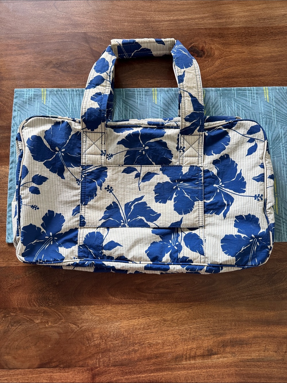 ALOHA Collection Salina Stripe Weekender - Picture 2 of 2